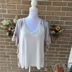 Entro White and Tan Blouse